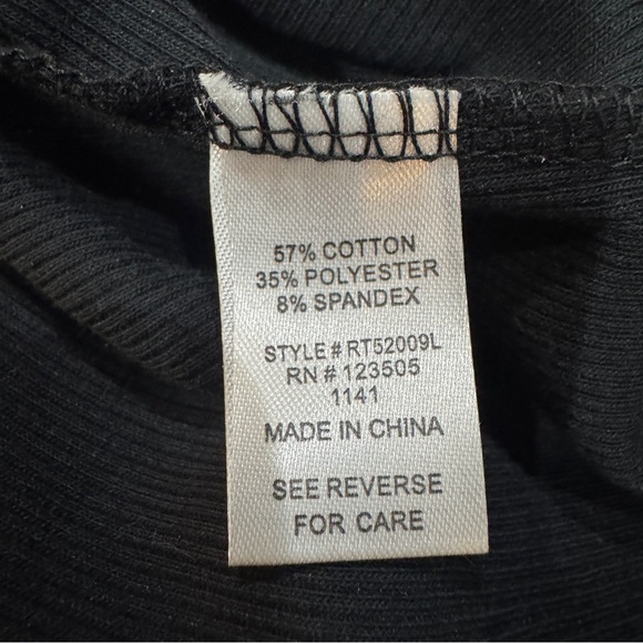 Chloe Cutout Crop Top - Picture 7 of 7